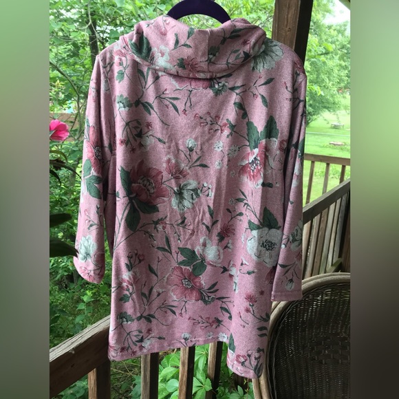 2 for $10.00! Mauve Heathered Floral Top/Cowl neck and Gems Sparkle - Picture 2 of 8